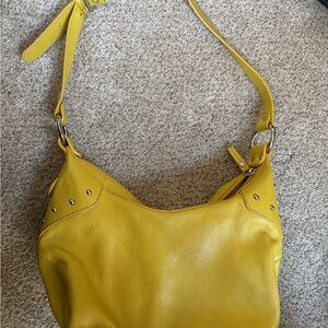 Chic Yellow Shoulder Bag